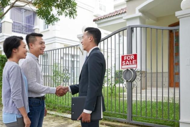 7 Keuntungan dan Kerugian Menggunakan Jasa Agen Properti saat Jual Rumah