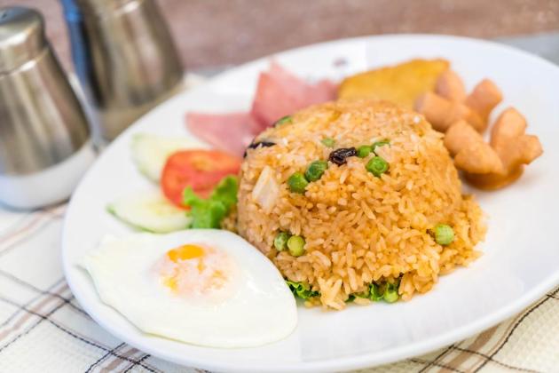 Stop Makan Mi Instan! 5 Kreasi Menu Buka Puasa Praktis Khusus Penghuni Kost