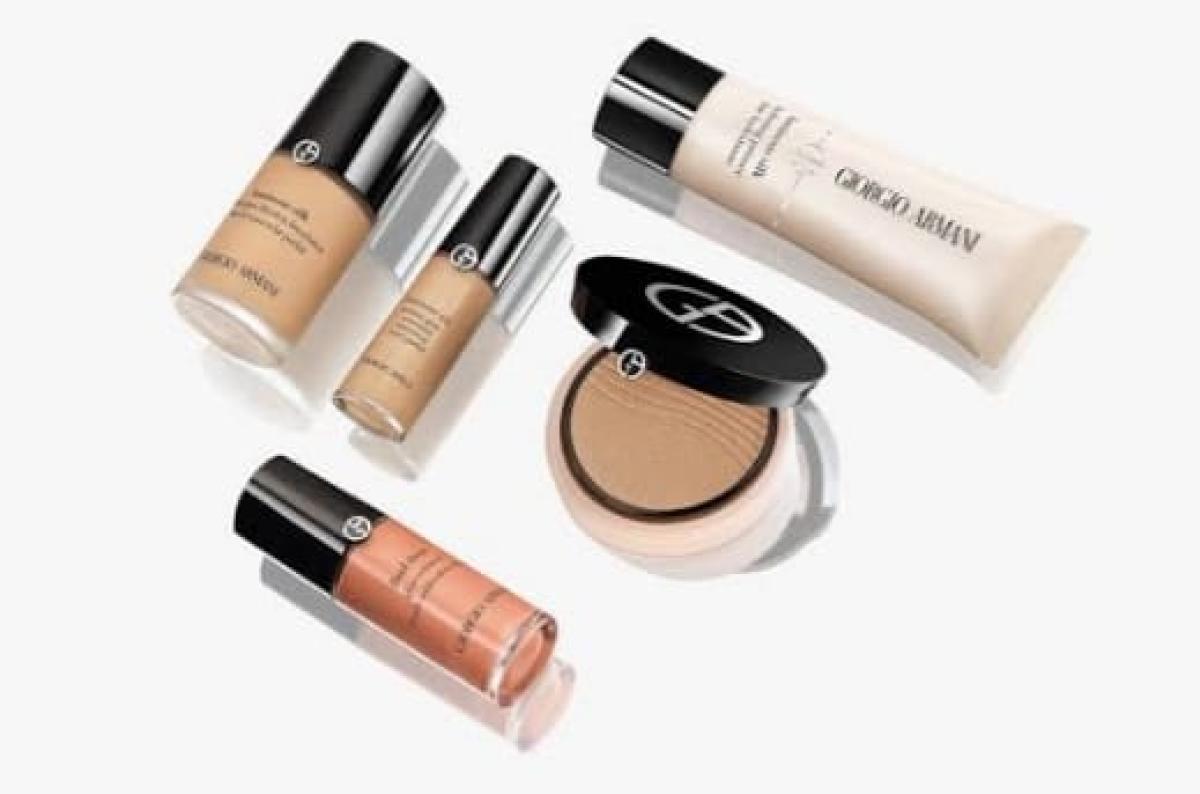 Bye Pori-Pori Besar !! 7 Foundation Andalan untuk Tampilan Kulit Halus