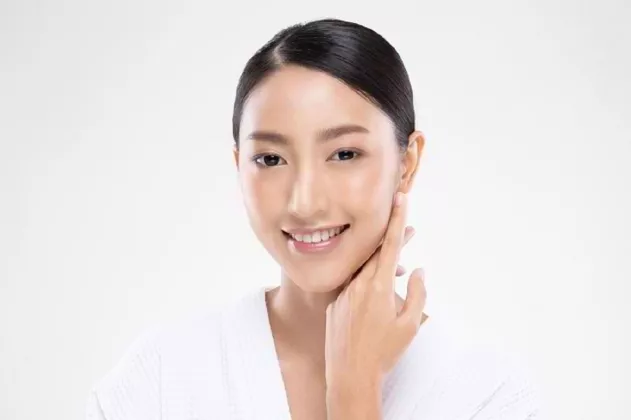 Rahasia Wajah Glowing Alami: 8 Bahan Rumahan yang Ampuh Bikin Kulit Sehat Bercahaya