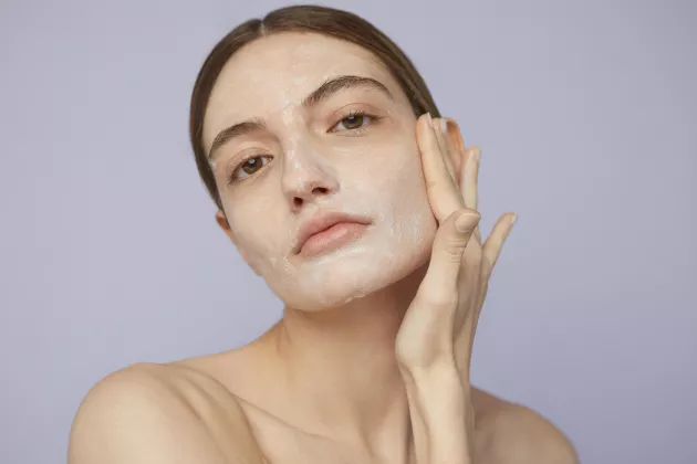 Jangan Tunggu Kendur! Ini Ritual Wajib Wanita 30 Tahun Agar Kulit Tetap Kenyal