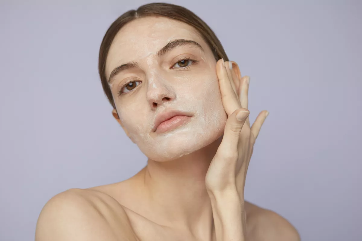Jangan Tunggu Kendur! Ini Ritual Wajib Wanita 30 Tahun Agar Kulit Tetap Kenyal
