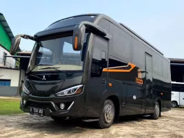 Melihat Medium Bus Karoseri Trijaya Union dengan Kabin Mewah Layaknya Hotel