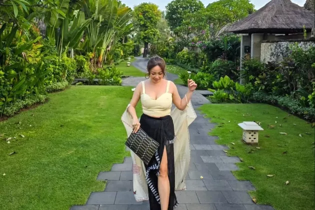 Chef Marinka dan Perjalanan Fashion Sejak Kecil, Tetap Stylish di Dunia Kuliner
