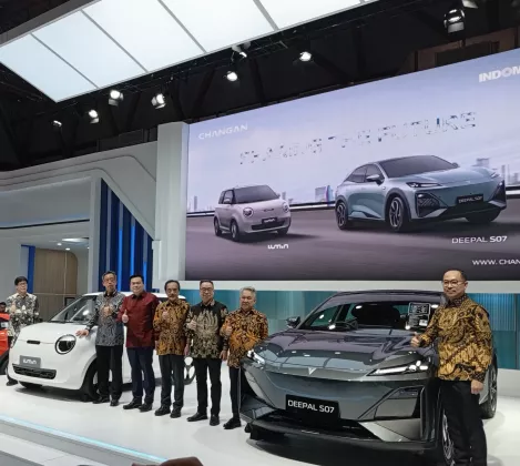 Changan Debut di IIMS 2026, Tegaskan Komitmen Bangun Ekosistem Mobil Listrik Berkelanjutan di Indonesia