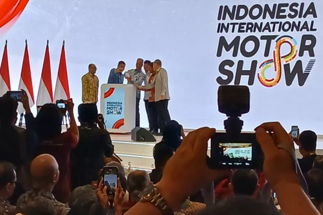 IIMS 2026 Resmi Digelar, Menperin Harap Jadi Motor Pemulihan Industri Otomotif