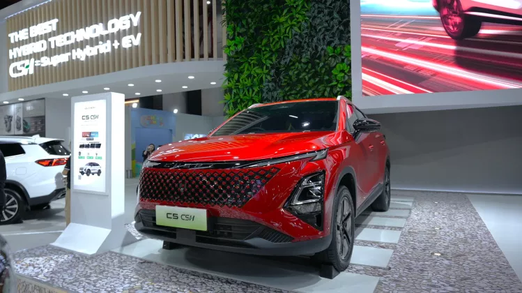 Chery Guncang IIMS 2026! Rilis SUV C5 CSH yang Bisa Tembus 1.000 KM Sekali Jalan, Bikin Kompetitor Ketar-ketir