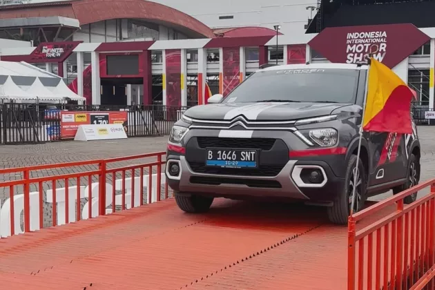 Menikmati Kenyamanan E-C3 All Electric, Mobil Mungil Cocok Untuk Hangout di Perkotaan 