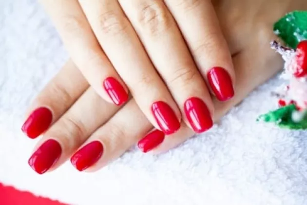 Rekomendasi 5 Warna Kuteks yang Bikin Penampilanmu Makin Romantis