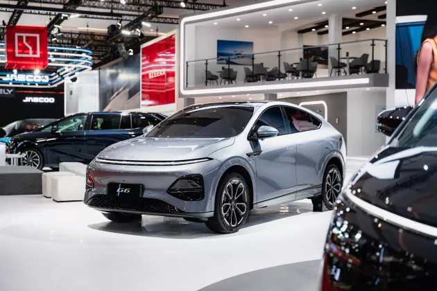 SUV Listrik Tercanggih IIMS 2026: XPENG G6 Pro Guncang JIExpo, Isi Baterai Cuma 12 Menit!