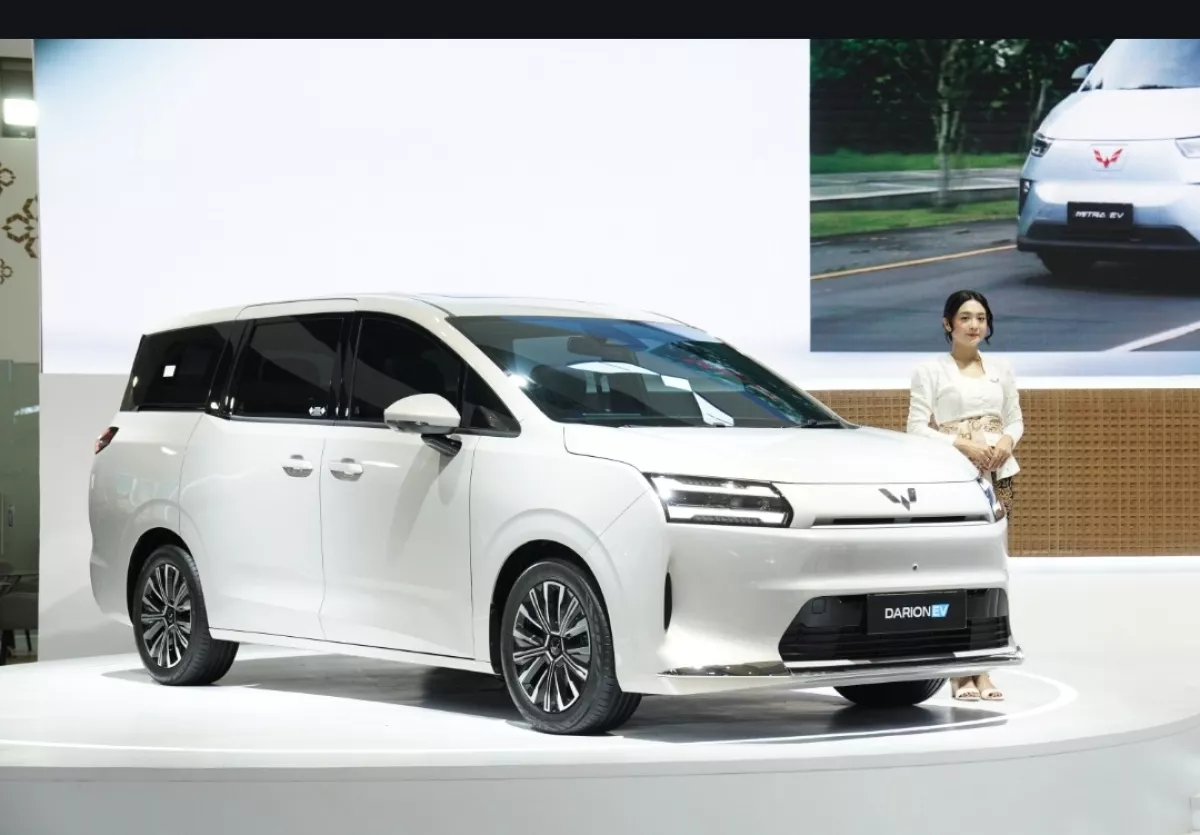 Wuling Darion Jadi Rebutan di IIMS 2026, Intip Rahasia Dion Wiyoko Pilih MPV Listrik Ini!