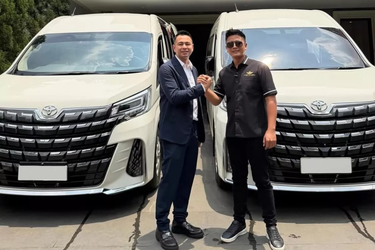 Melihat modifikasi Toyota Hiace milik Raffi Ahmad (Dokumen Hardy Classic)