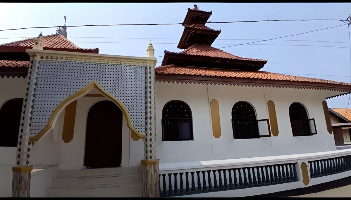 Jejak Rahasia Kerajaan Tulang Bawang di Banten! Masjid Cikoneng Anyer Jadi Saksi Bisu Islamisasi Sejak Zaman Sultan Hasanuddin