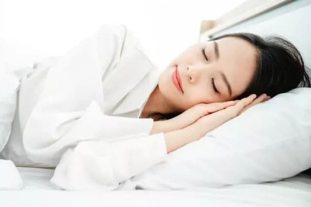 Kamu Harus Tau !! Kebiasaan Sebelum Tidur yang Mencegah Penuaan Dini