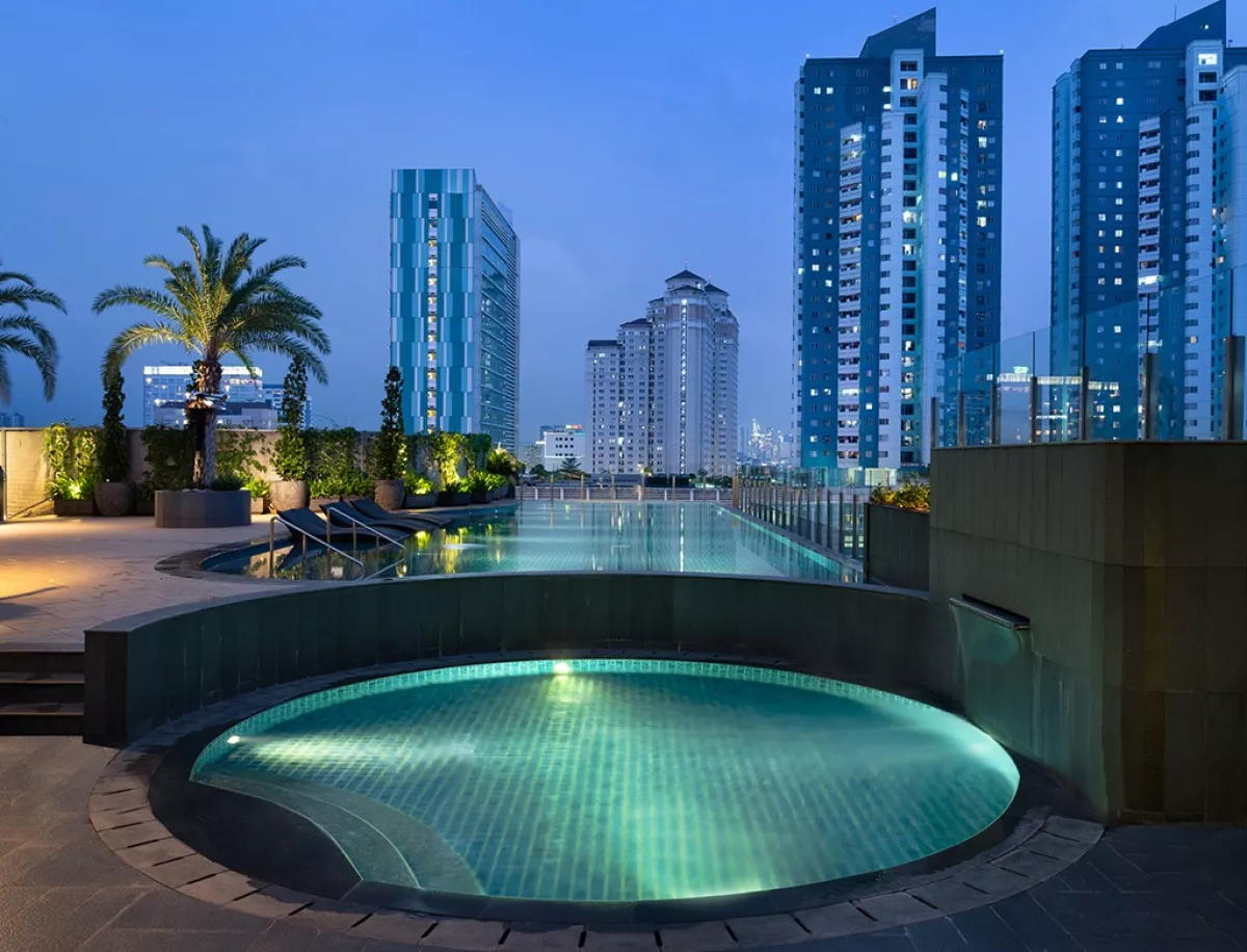 Rayakan 7 tahun, Holiday Inn & Suites Jakarta Gajah Mada Tebar Promo Fantastis Mulai Rp 77 Ribu