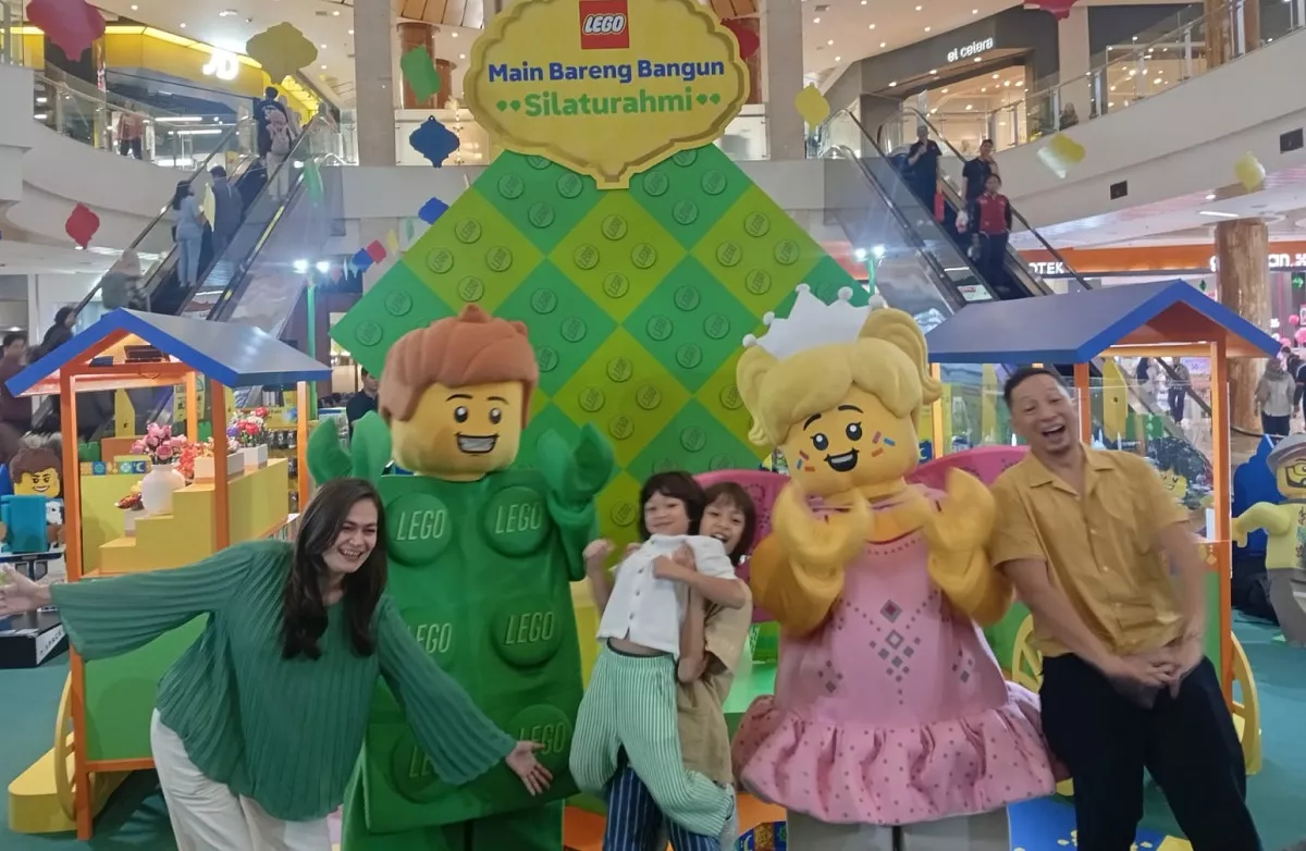 Cara Ringgo Agus Rahman dan Sabai Jaga Kedekatan Keluarga Lewat LEGO di Bulan Puasa