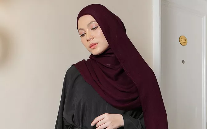 Rekomendasi Pashmina Viscose dari Brand Lokal, Hijabers Wajib Intip Jelang Lebaran!