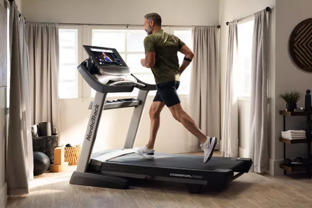 Tren Olahraga di Rumah 2026: Rekomendasi Treadmill Lipat Murah Mulai Rp1 Jutaan