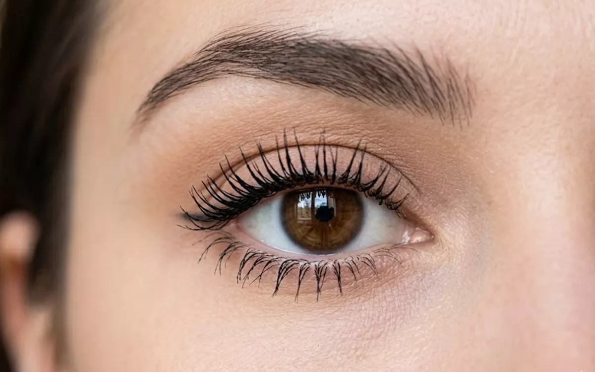 Maskara Maybelline Waterproof Terbaik: Bulu Mata Lentik Tahan Seharian, No Luntur!