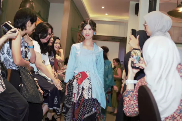 THE 1O1 Jakarta Sedayu Darmawangsa Dukung Kreativitas Fashion Lokal Melalui Trunk Show di Dwangsa9