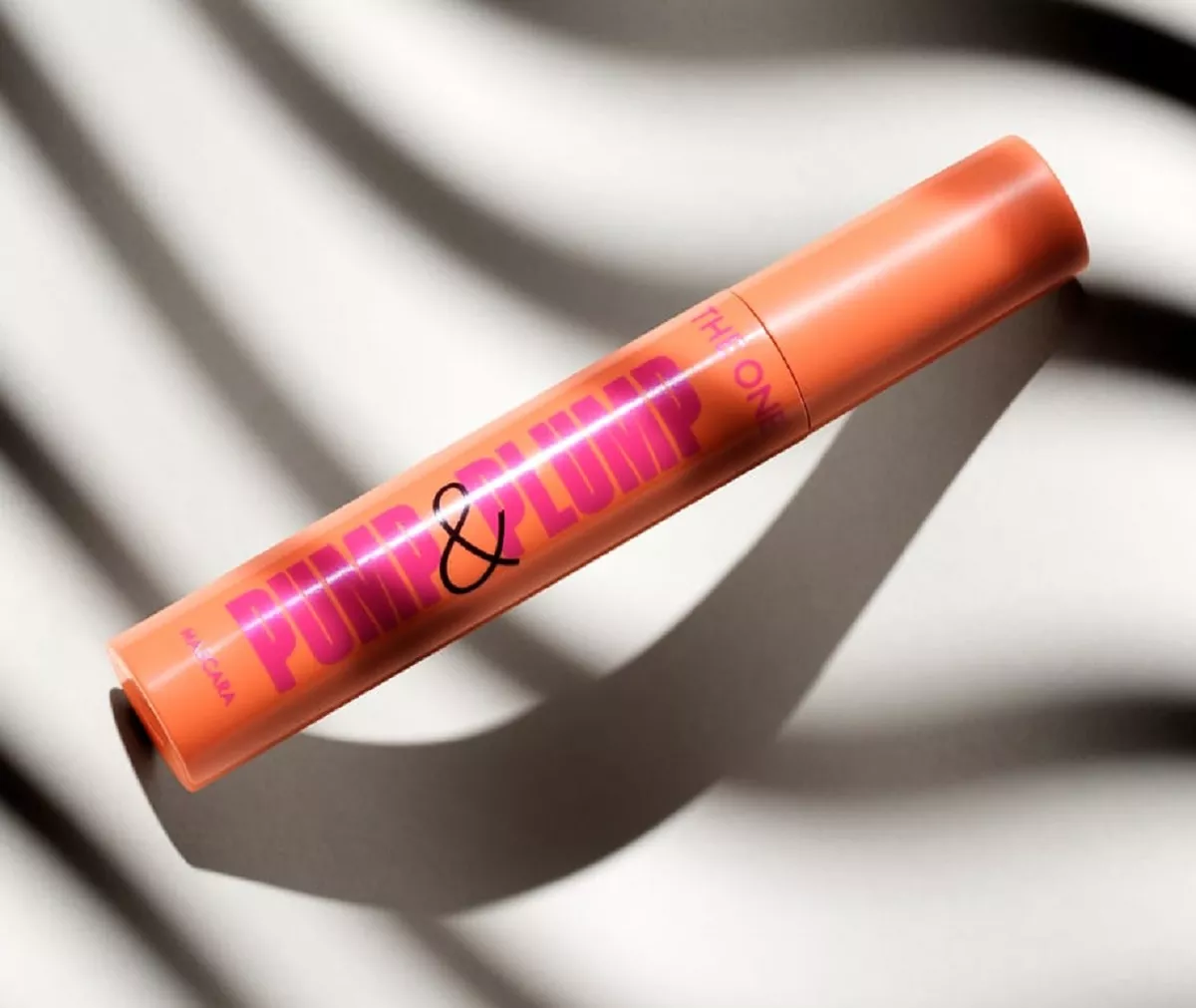 Oriflame Hadirkan THE ONE Pump & Plump Waterproof Mascara, Solusi Riasan Mata Tahan 24 Jam di Iklim Tropis