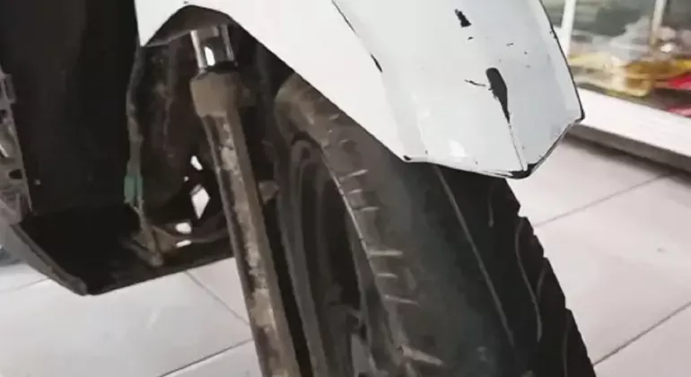 Ban Motor Botak Sebelah: Kenali Penyebab dan Cara Mengatasinya Agar Tetap Aman