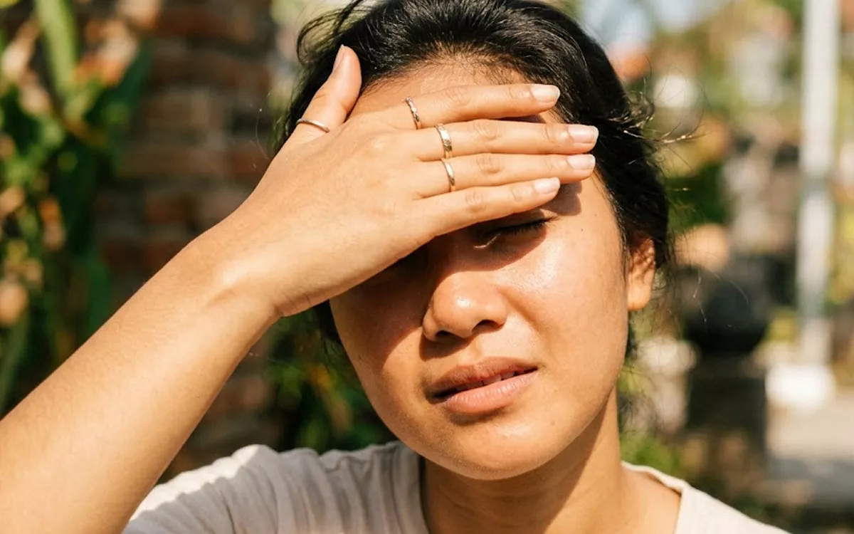 Skincare Kulit Kering di Cuaca Panas: 7 Langkah Menjaga Hidrasi Wajah