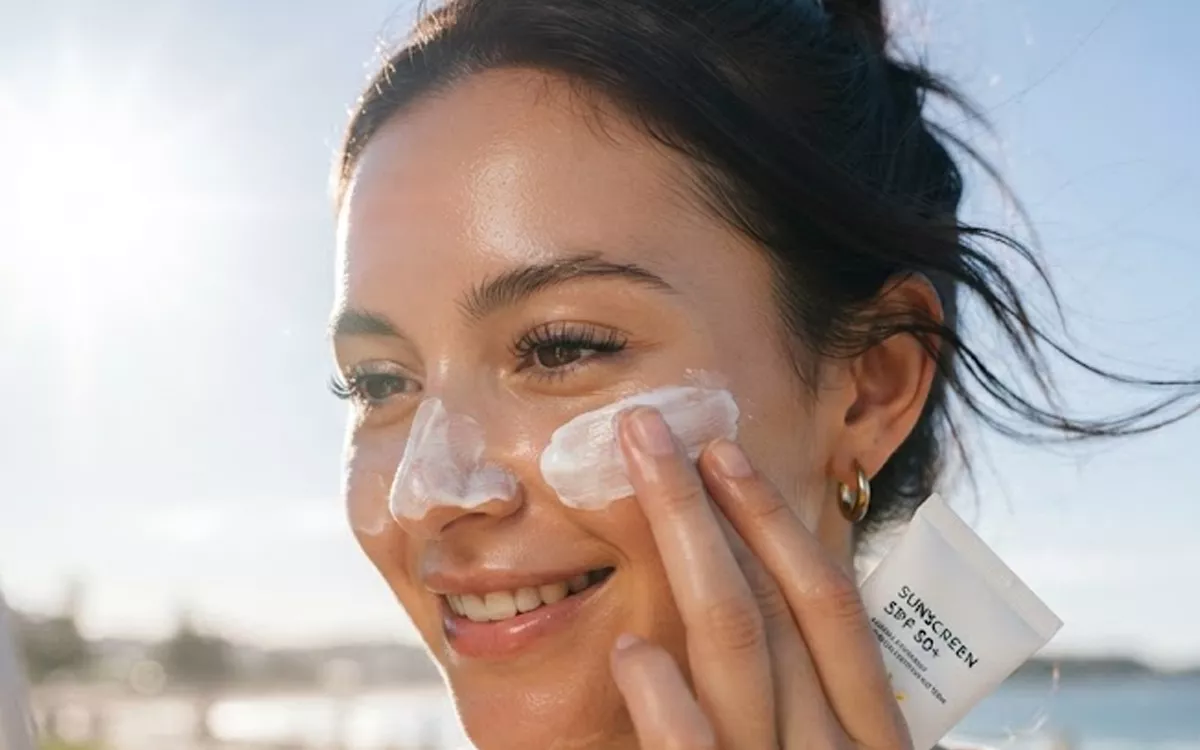Jangan Skip! 4 Produk Skincare Ini Kunci Kulit Sehat Selama Musim Panas