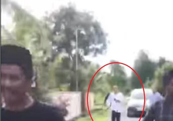 Viral! Bupati Halmahera Utara Frans Manery Bubarkan Demo Mahasiswa Pakai Parang: Woi Jangan Lari!