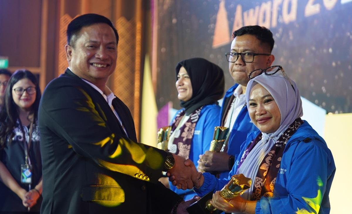 PNM Beri Apresiasi untuk Karyawan Dengan Performa Terbaik