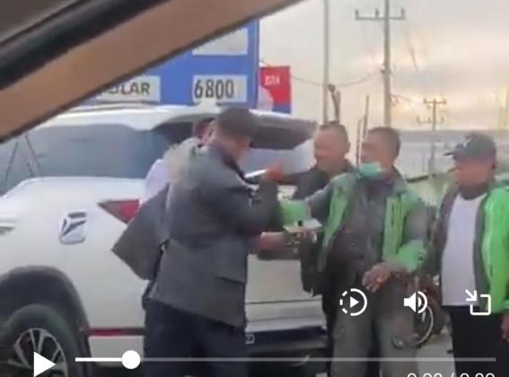  Sopir Toyota Fortuner yang Viral Tusuk Kondektur Bus Ditangkap Polisi