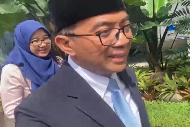 Brian Yuliarto Tiba di Istana Kepresidenan, Akan Gantikan Satrio Jadi Mendiktisaintek?