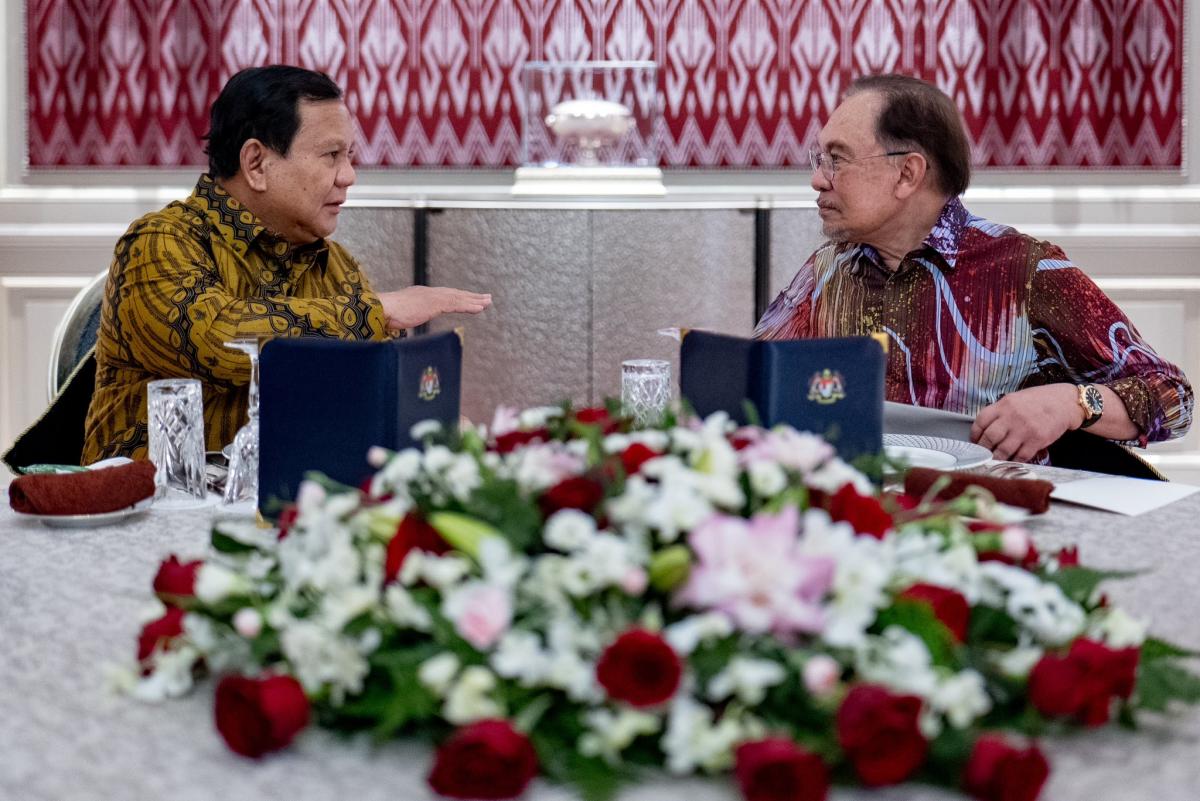 Prabowo dan PM Malaysia Bertemu, Bahas Dampak Tarif Impor Donald Trump