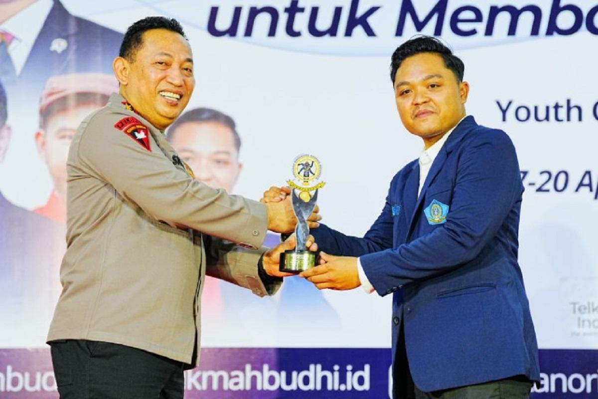 Kapolri Ajak Mahasiswa Tingkatkan Kemampuan untuk Dukung Pemerintah