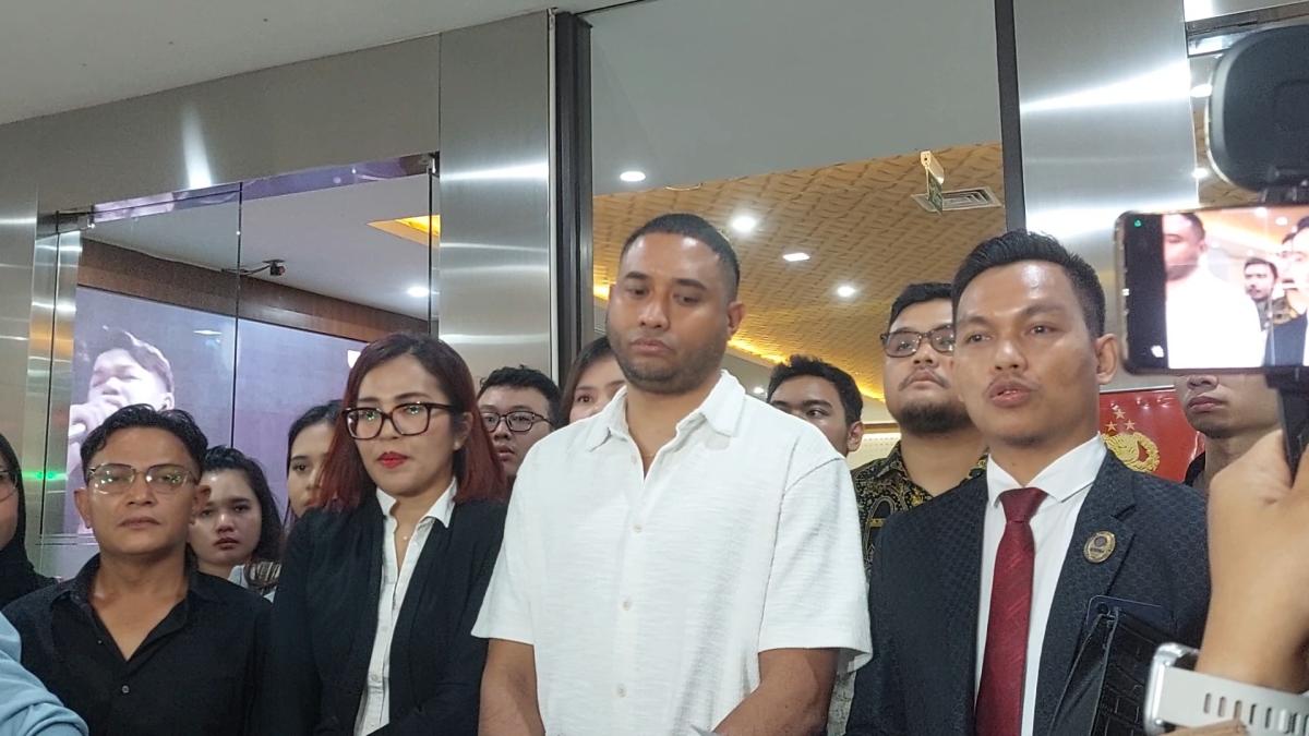 Rayen Pono Laporkan Ahmad Dhani ke Bareskrim atas Tuduhan Diskriminasi