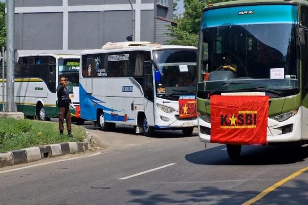 May Day, Ribuan Buruh Nusantara Geruduk Gedung DPR