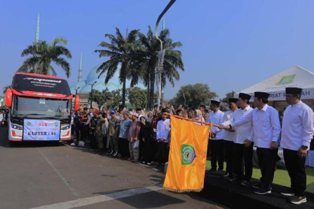 Wagub Banten Lepas 393 Calon Jemaah Haji Kota Tangerang, Ini Pesan Pentingnya!