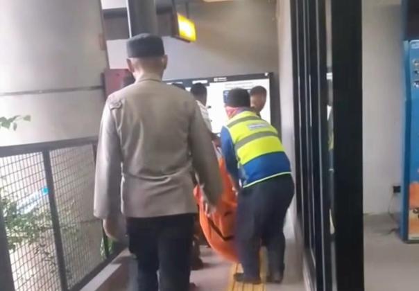 Kronologi Lansia Meninggal di Toilet Halte Transjakarta Kampung Melayu
