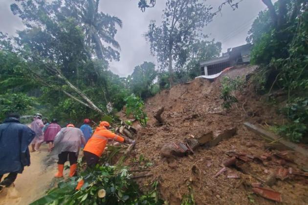 6 Warga Trenggalek Tertimbun Longsor, Pencarian Korban Masih Dilakukan