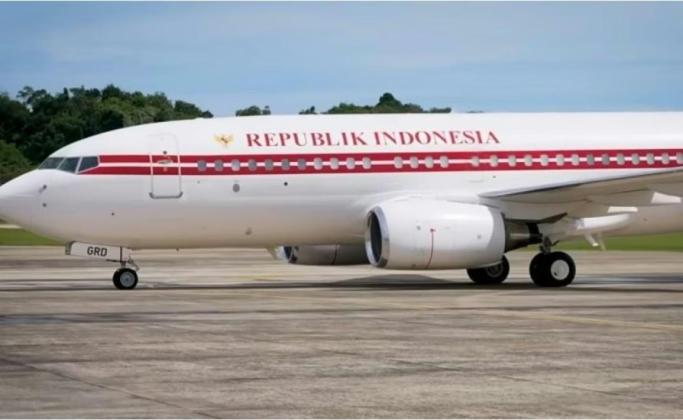 Warna Pesawat Kepresiden Diganti Lagi: Di Era Jokowi Warna Merah, Kini  Dominan Putih