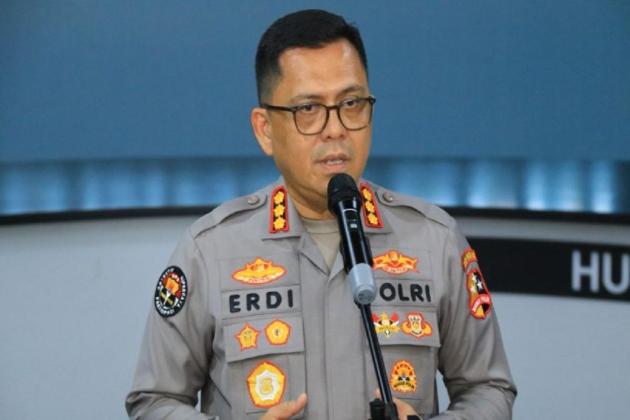 Kantongi Identitas Admin 