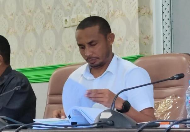 Anggota DPRD Malteng Samalehu Bantah Tuduhan Perselingkuhan