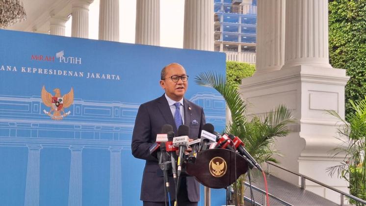 Rosan Bantah Investor AS Ray Dalio Mundur dari Danantara
