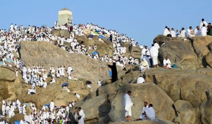 Dua Juta Jamaah Muslim Mulai Ritual Lempar Jumrah Menandai Hari Pertama Idul Adha