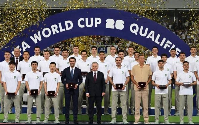 Pamain Uzbekistan dan Staf Pelatih Dapat Hadiah Mobil Mewah dari Presiden Usai Lolos ke Piala Dunia Pertama Kali dalam Sejarah