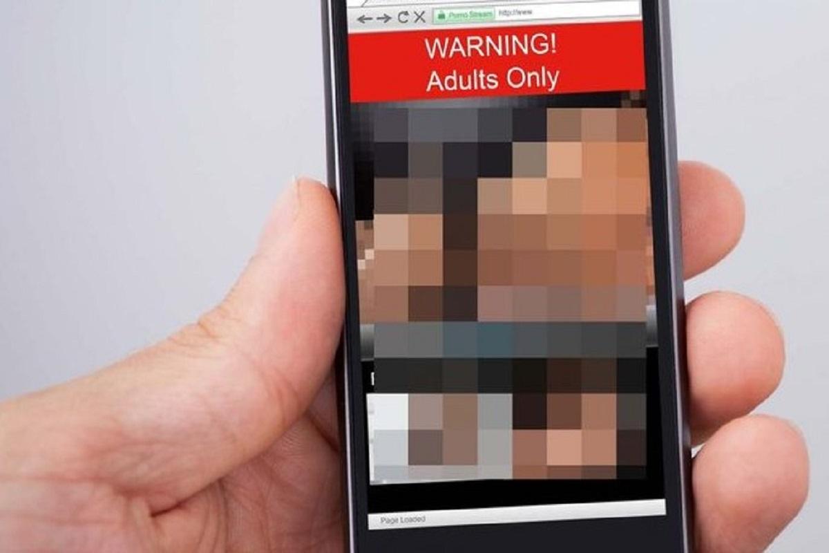 Polisi Dalami Video Asusila Selebgram Asal Balangan Inisial FB