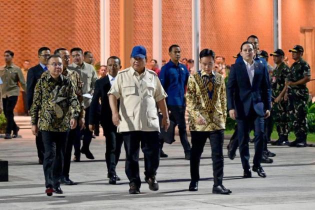 Prabowo Diantar Gibran Bertolak ke Singapura untuk Kunjungan Kenegaraan