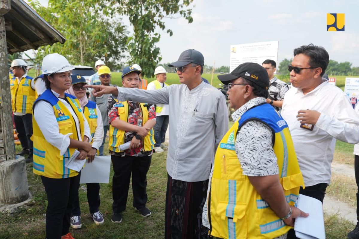 Tinjau Daerah Irigasi Pondok di Ngawi, Menteri PU Dorong Peningkatan Produktivitas Pertanian