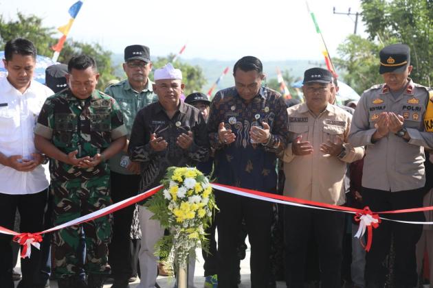 BSMSS Desa Margaluyu: Sukses Membangun Jalan dan Semangat Gotong Royong
