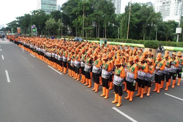 1.262 Petugas Kebersihan Dikerahkan saat HUT ke-79 Bhayangkara di Monas